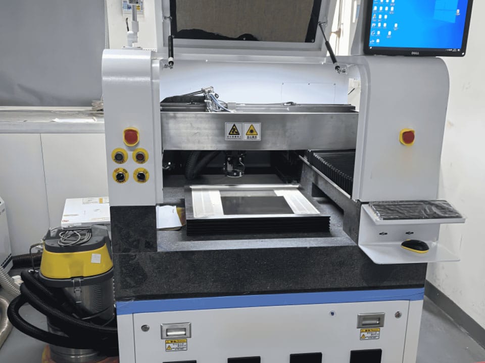 MF-6000PII УФ лазерная машина для резки