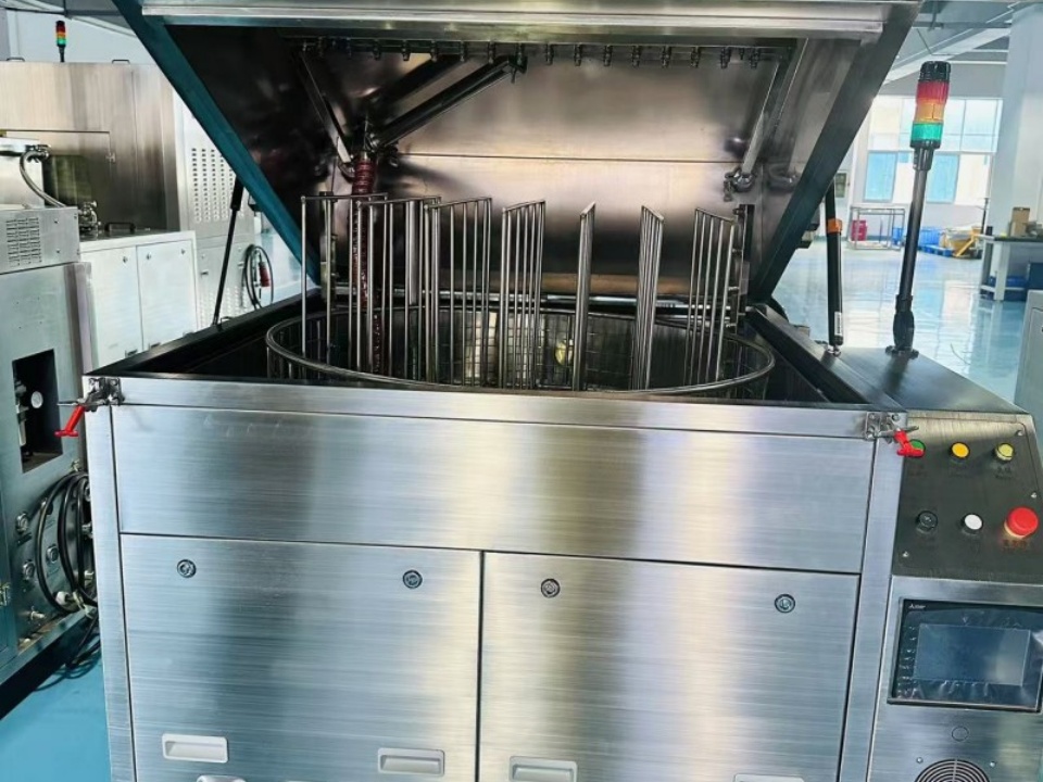 MF210 Машина для очистки поддонов с волнами MF210 Машина для очистки поддонов с волнами